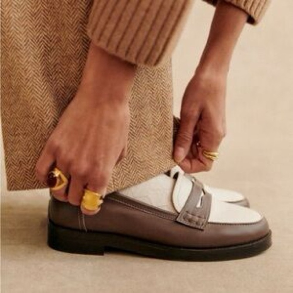 Sezane Two-Tone Brown and White Leather Loafers